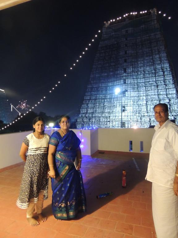 Sri Sarvesha JS Palace temple view Tiruvannāmalai Extérieur photo
