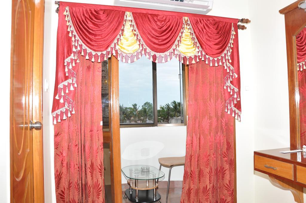 Sri Sarvesha JS Palace temple view Tiruvannāmalai Extérieur photo